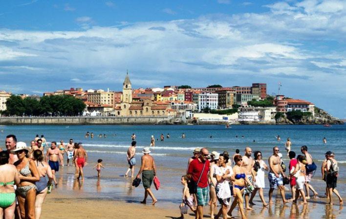 Апартаменты Atico Marques Vistas Al Mar - Garaje Opcional Хихон Экстерьер фото